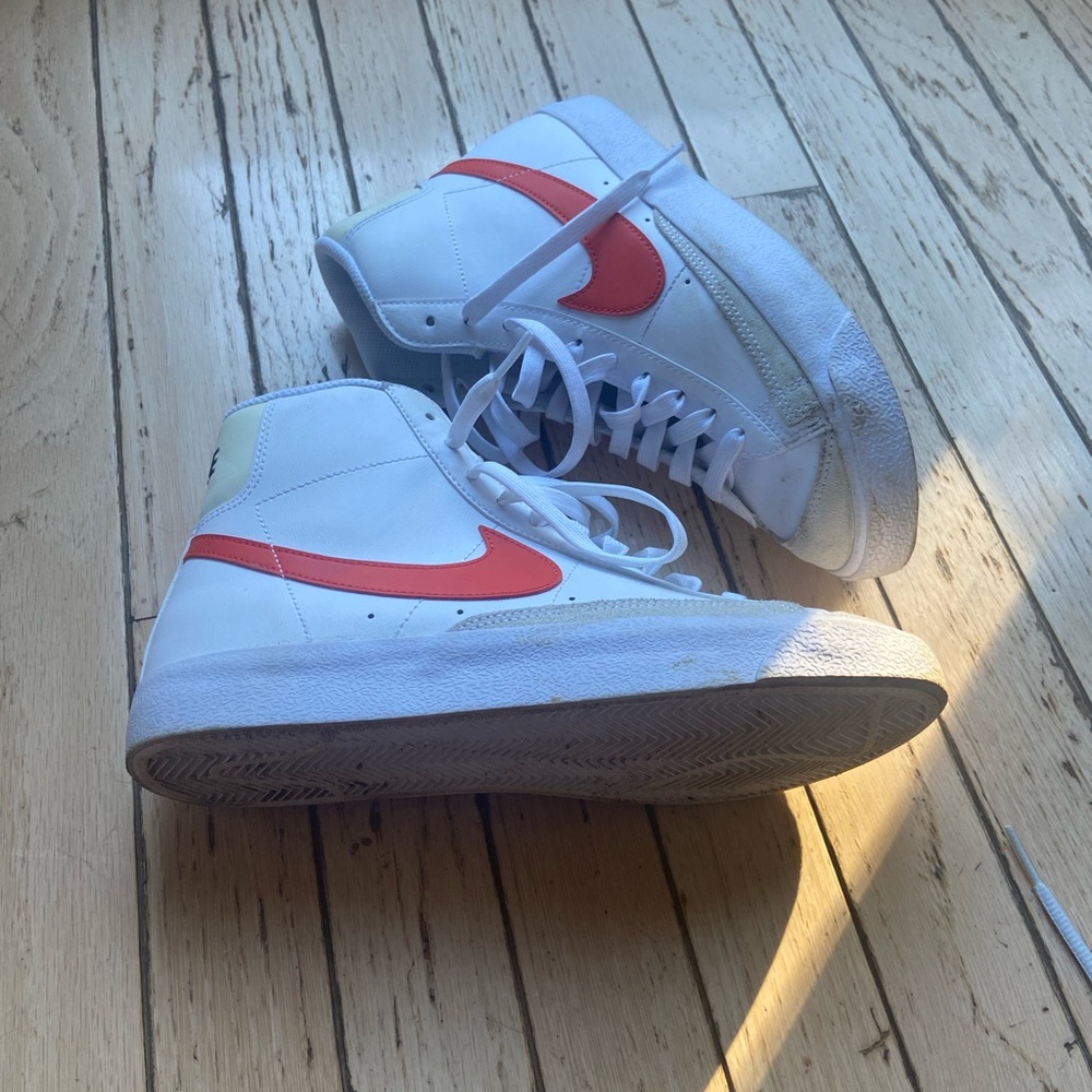 Nike Blazer Mid Hightop Sneakers